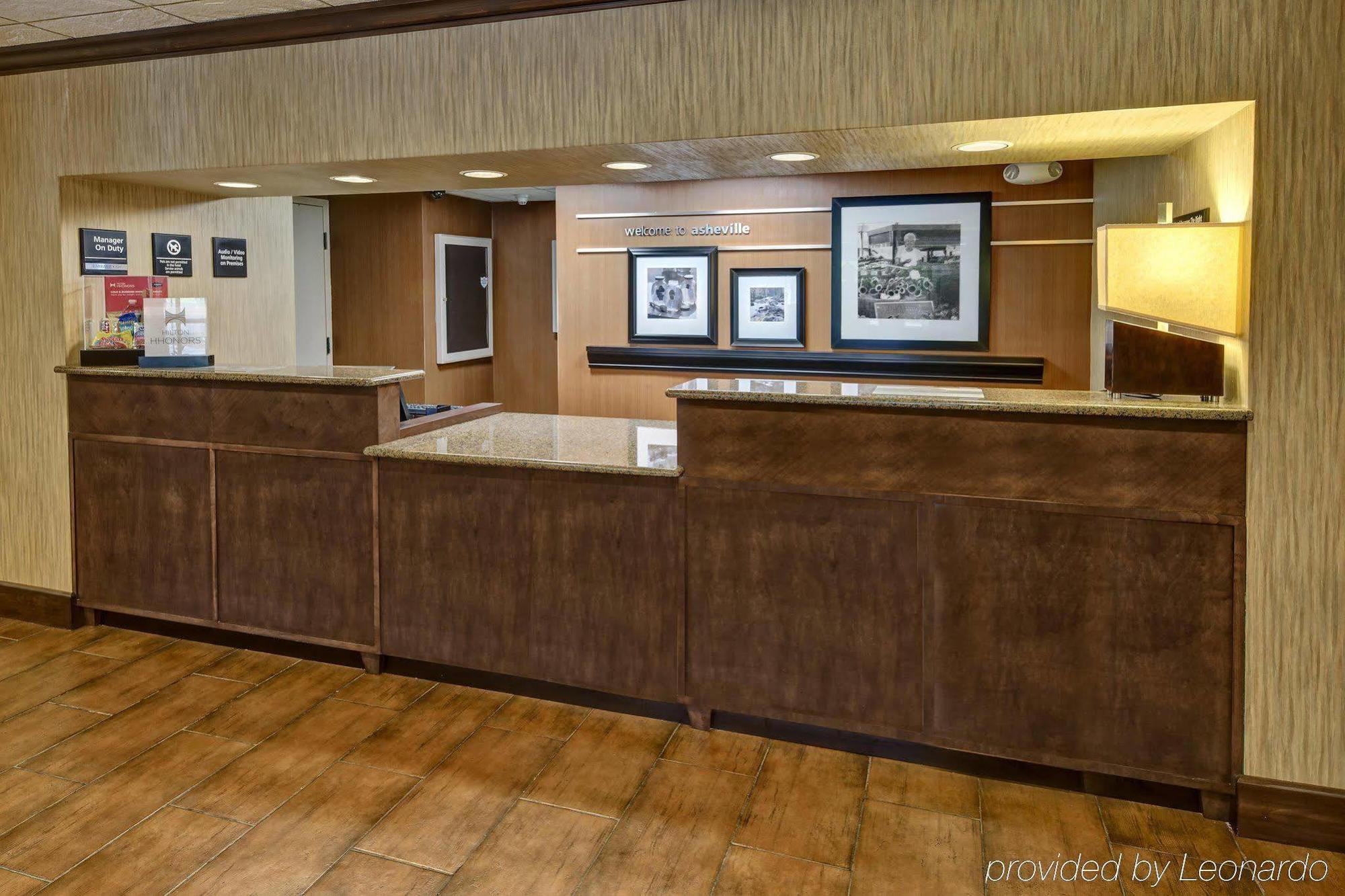 Hampton Inn Asheville - Biltmore Area Zewnętrze zdjęcie