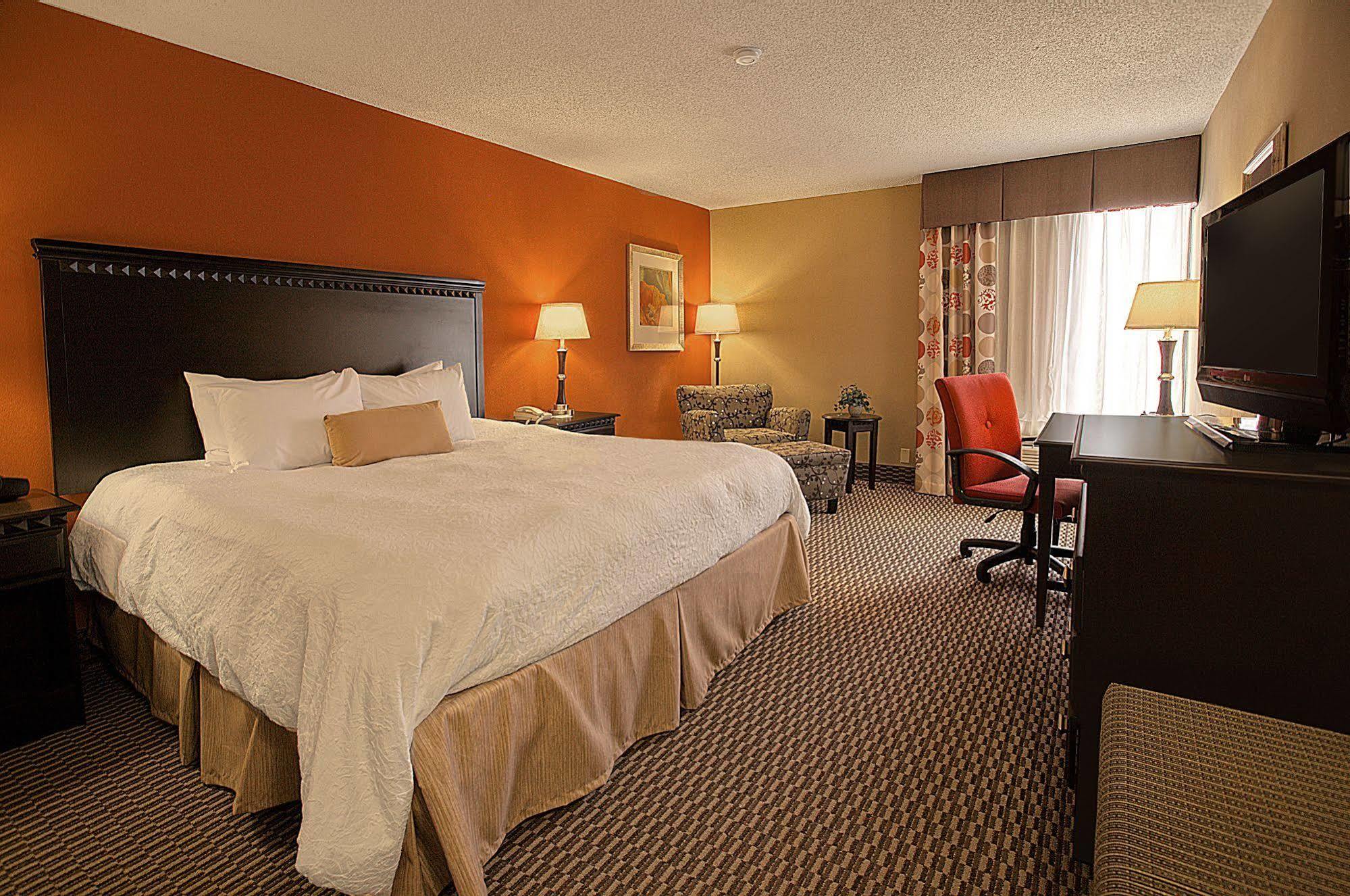 Hampton Inn Asheville - Biltmore Area Zewnętrze zdjęcie